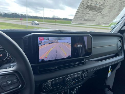 New 2026 Jeep Gladiator Mojave image 25