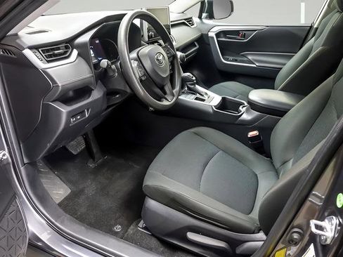 Certified 2024 Toyota RAV4 LE AWD/4WD image 9