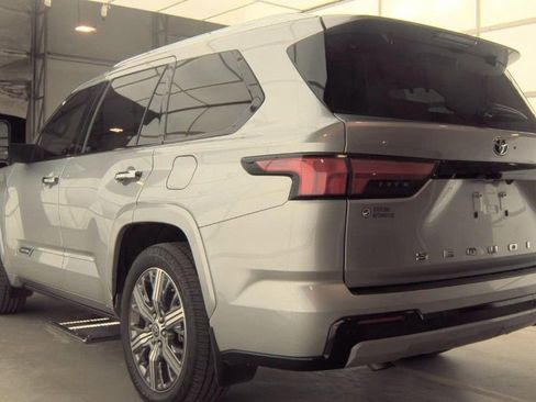 Used 2023 Toyota Sequoia Capstone image 4