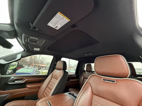 Used 2024 GMC Sierra 3500 Denali Ultimate image 24