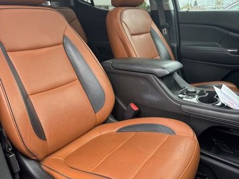 Used 2020 GMC Acadia AT4 w/ Driver Alert Package II image 15