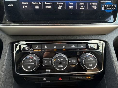 Used 2022 Volkswagen Atlas Cross Sport SE image 18