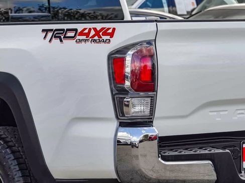 Used 2023 Toyota Tacoma TRD Off-Road image 7