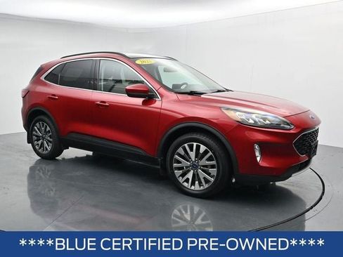 Certified 2022 Ford Escape Titanium w/ Class II Trailer Tow Package AWD/4WD image 2