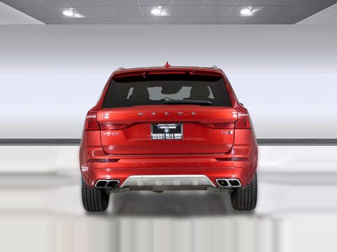 Used 2019 Volvo XC60 T6 Momentum AWD/4WD image 10