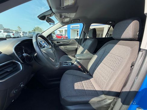 Used 2024 Chevrolet Equinox LT AWD/4WD image 8