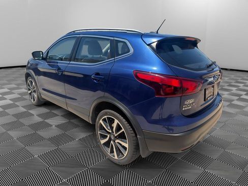 Used 2018 Nissan Rogue Sport SL w/ SL Premium Package AWD/4WD image 5