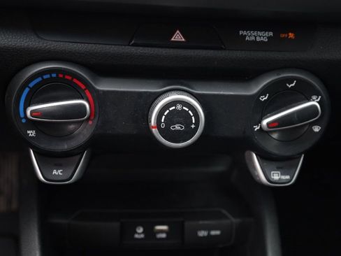 Used 2020 Kia Rio S FWD image 10