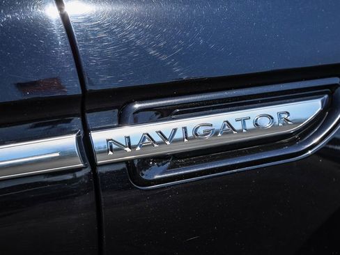 Used 2020 Lincoln Navigator L 2WD image 13