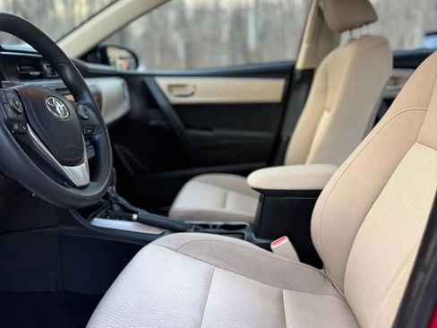 Used 2014 Toyota Corolla LE FWD image 15