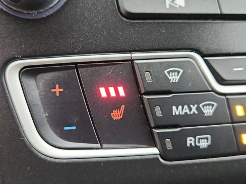 Used 2018 Ford Fusion SE w/ Equipment Group 201A image 13