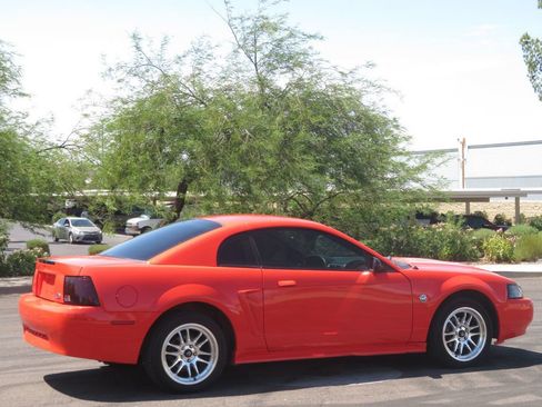 Used 2004 Ford Mustang Coupe RWD image 6
