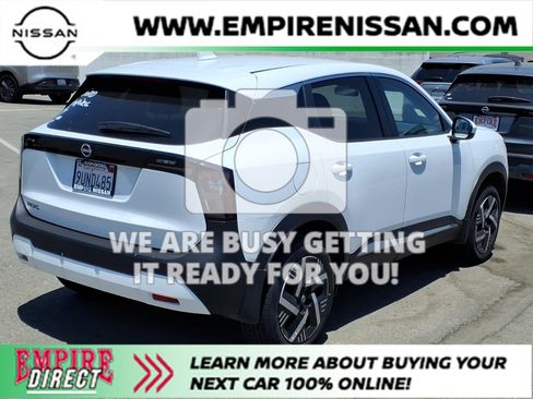 Certified 2025 Nissan Kicks SV FWD image 3