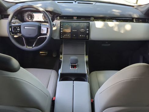 Used 2026 Land Rover Range Rover Velar Dynamic SE image 16
