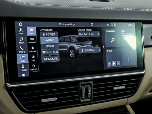 Used 2019 Porsche Cayenne E-Hybrid image 36