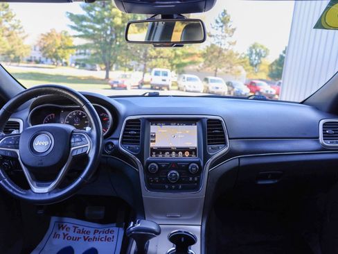 Used 2015 Jeep Grand Cherokee Limited image 24