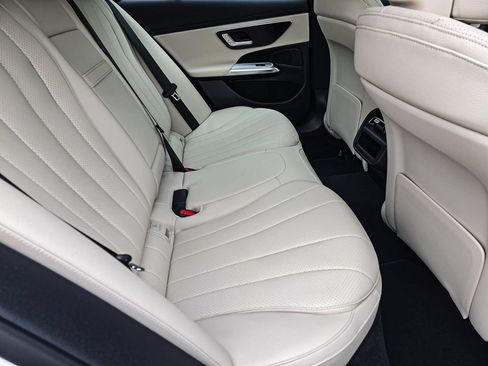 New 2026 Mercedes-Benz E 350 4MATIC Sedan image 35