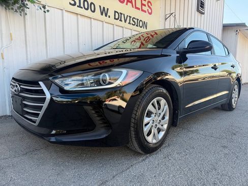 Used 2018 Hyundai Elantra SE FWD image 7