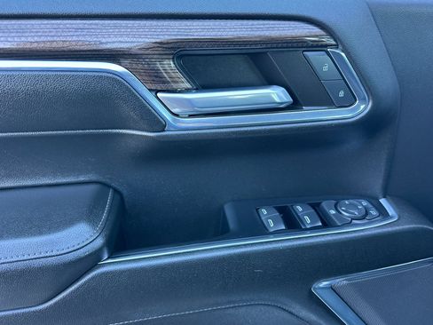 Used 2024 Chevrolet Silverado 1500 LT Trail Boss w/ Protection Package image 11