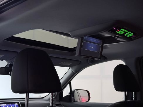 Used 2018 Honda Pilot Touring image 23