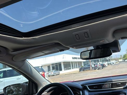 Used 2020 Nissan Murano Platinum w/ Cargo Package image 24