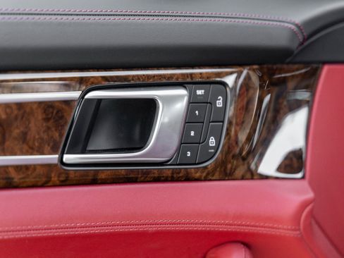 Used 2023 Porsche Panamera Turbo S Executive image 20