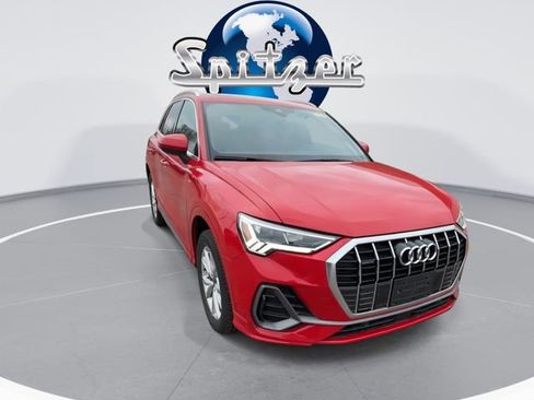 Used 2024 Audi Q3 2.0T Premium image 2