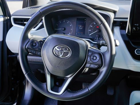 Used 2023 Toyota Corolla SE image 31