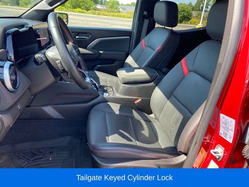 Used 2023 Chevrolet Colorado Z71 w/ Z71 Convenience Package 2 AWD/4WD image 15