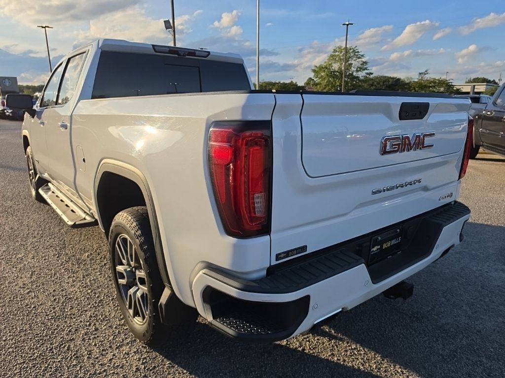 Used 2020 GMC Sierra 1500 AT4 w/ AT4 Premium Package AWD/4WD image 3