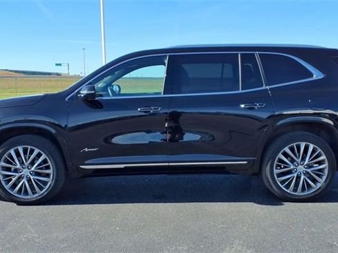 Certified 2025 Buick Enclave Avenir w/ Super Cruise Package image 5