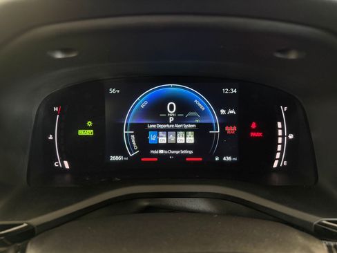 Used 2025 Toyota Camry LE image 19