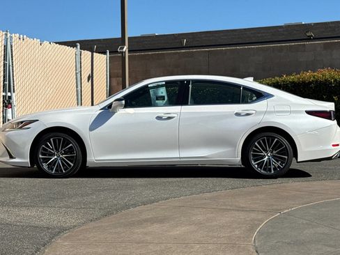 Certified 2025 Lexus ES 350 w/ Premium Package FWD image 7