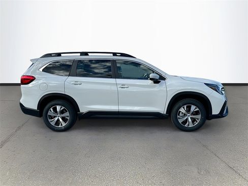 New 2025 Subaru Ascent Premium image 8