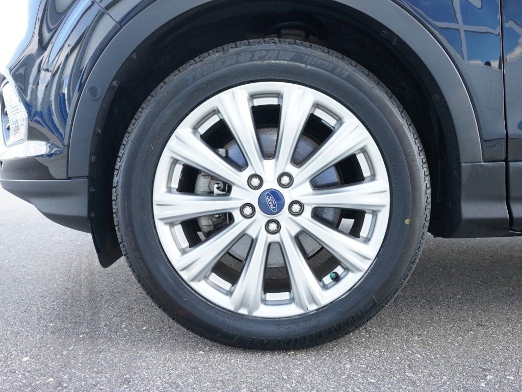 Used 2018 Ford Escape Titanium w/ Ford Safe & Smart Package AWD/4WD image 34