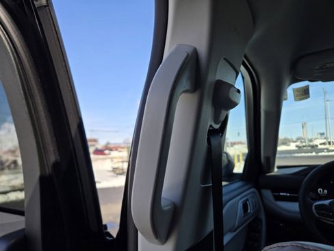 New 2026 Ford Explorer Active image 22