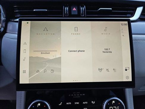 New 2025 Jaguar F-PACE R-Dynamic S image 23