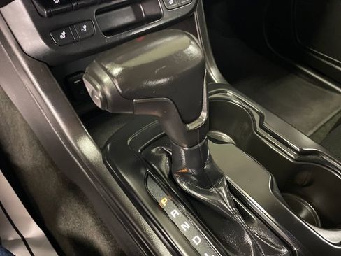 Used 2018 Chevrolet Colorado ZR2 w/ LPO, Door Decal Package image 28