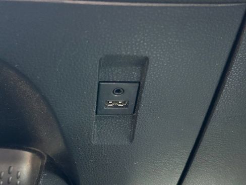Used 2020 Toyota Corolla LE FWD image 22