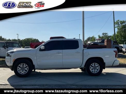 Used 2022 Nissan Frontier SV RWD image 4