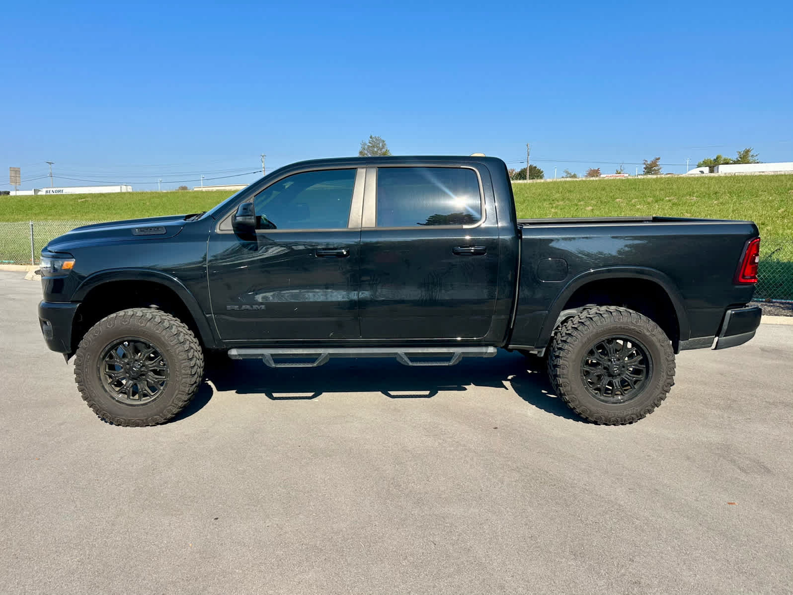 Used 2025 RAM 1500 Big Horn AWD/4WD image 7