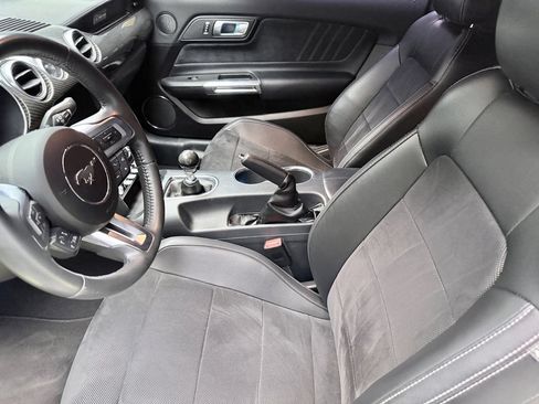 Used 2021 Ford Mustang GT Premium w/ GT Performance Package RWD image 9