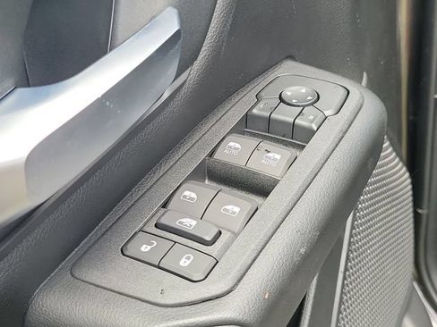 New 2026 RAM 1500 Express AWD/4WD image 15