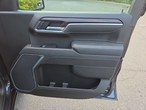 Used 2025 GMC Sierra 1500 SLT RWD image 39