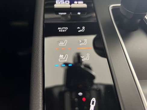 Certified 2026 Porsche Macan S AWD/4WD image 23