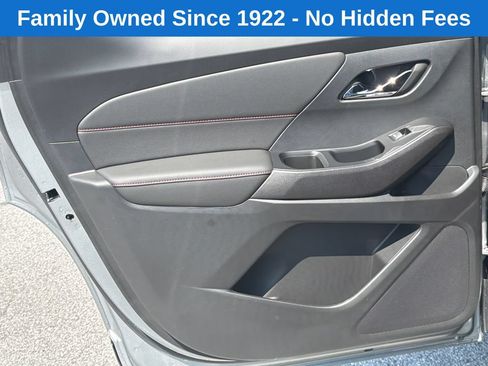 Used 2023 Chevrolet Traverse RS w/ LPO, Cargo Package FWD image 21