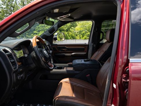 Used 2019 RAM 1500 Limited AWD/4WD image 14