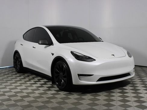 Used 2022 Tesla Model Y Performance AWD/4WD image 43