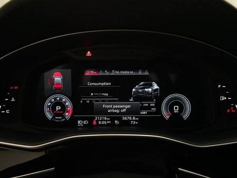 Used 2023 Audi SQ8 Prestige w/ Prestige Package AWD/4WD image 2
