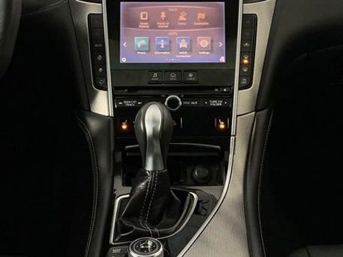 Used 2015 INFINITI Q50 Premium w/ Navigation Package RWD image 18